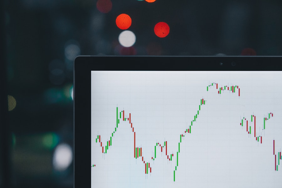 Photo "Why is it essential to monitor market trends?"